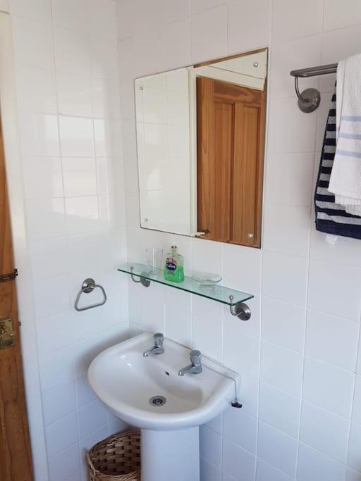 112 Park, Wifi, Sleeps 4 Chalet Sandown