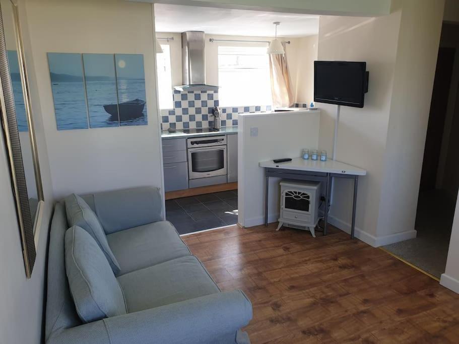 112 Park, Wifi, Sleeps 4 Chalet